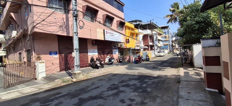St. Joseph's Mens Hostel - St. Joseph's Mens Hostel, KSN Menon Rd, SA Bridge, Ravipuram, Perumanoor, Kochi, Ernakulam, Kerala 682016, India