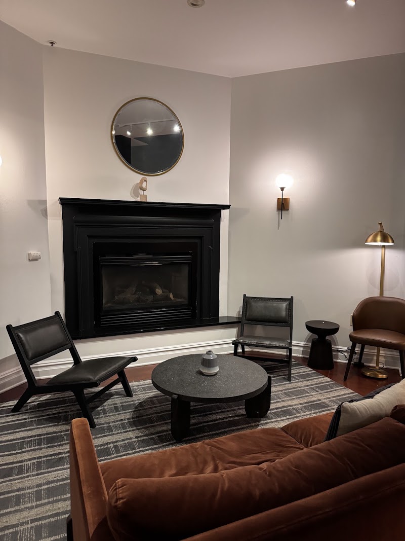 The Arco Hotel Midtown Village - The Arco Hotel Midtown Village, 1234 Locust St, Philadelphia, PA 19107, USA
