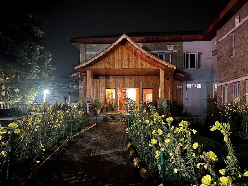 HPTDC Hotel Bhagsu - HPTDC Hotel Bhagsu 68PG+33V, McLeodganj Rd, Bhagsu Nag, McLeod Ganj, Dharamshala, Himachal Pradesh 176215, India