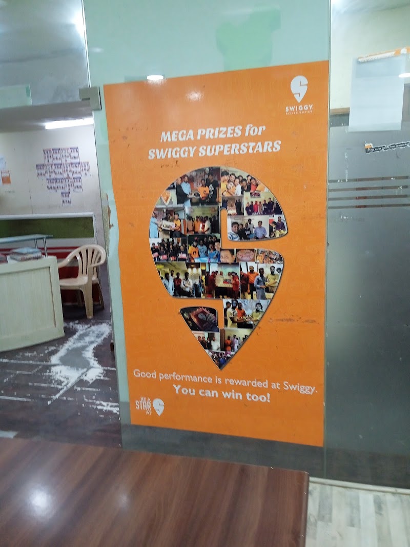 Swiggy Onboarding Centre - Gurgaon - Swiggy Onboarding Centre - Gurgaon First Floor, 64H, Sector 17/18 Dividing Rd, near HIPA, Sarhaul, Sector 18, Gurugram, Haryana 122015, India