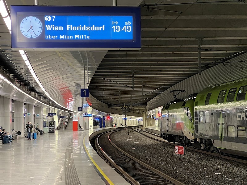 Vienna Airport - Vienna Airport, 1300 Schwechat, Austria