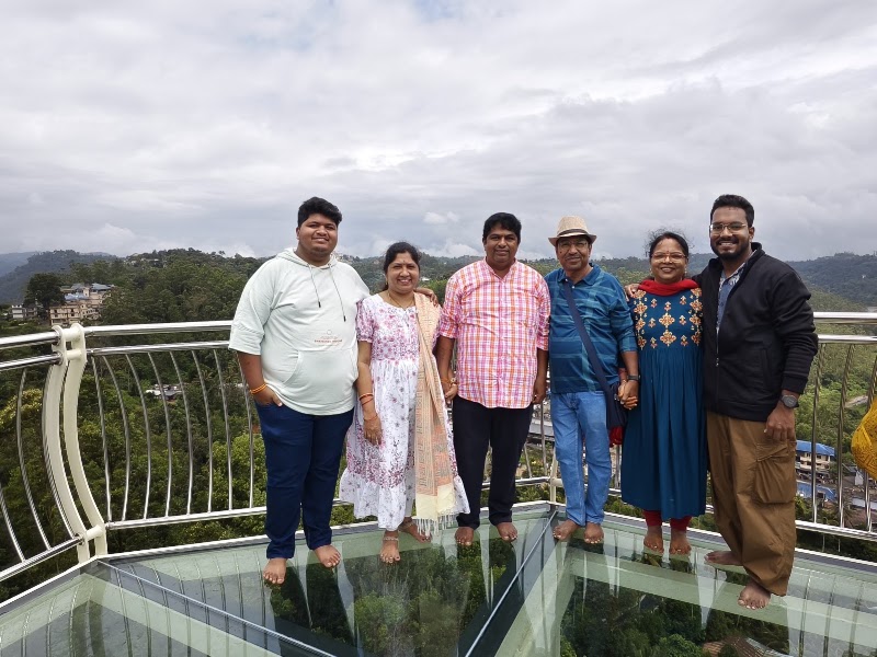 Kerala Holidays Pvt. Ltd. केरल टूर पैकेज - Kerala Holidays Pvt. Ltd. केरल टूर पैकेज, NH Bypass, above Bread World, Thykoodam, Vyttila, Kochi, Kerala 682019, India