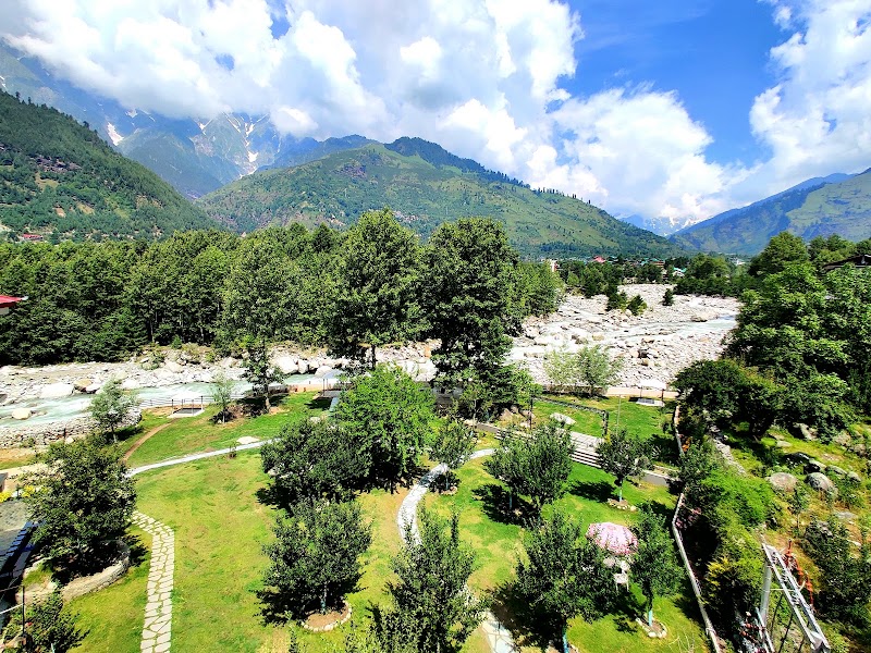 The Allure Grand – Riverside Resort & Spa - The Allure Grand – Riverside Resort & Spa Kh-198, Rohtang Road, Manali, Bashisht, Himachal Pradesh 175131, India