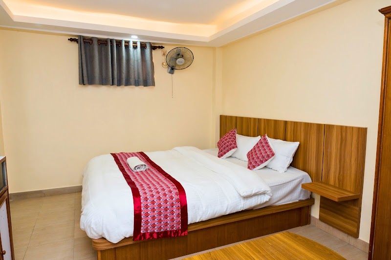 Right Way Hotel & Restaurant - Right Way Hotel & Restaurant Seven Corner, Chaksibari Marg, Kathmandu 44600, Nepal