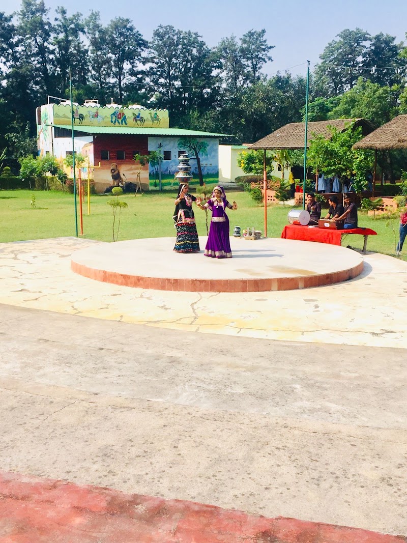 Vishalgarh Farms - Vishalgarh Farms Teekli, Garat Pur Bas Village, Near, Sohna Road, Badshahpur, Gurugram, Tikli, Haryana 122101, India