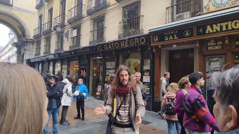 Free Tour Madrid - Free Tour Madrid, P.º del Prado, 1, Retiro, 28014 Madrid, Spain