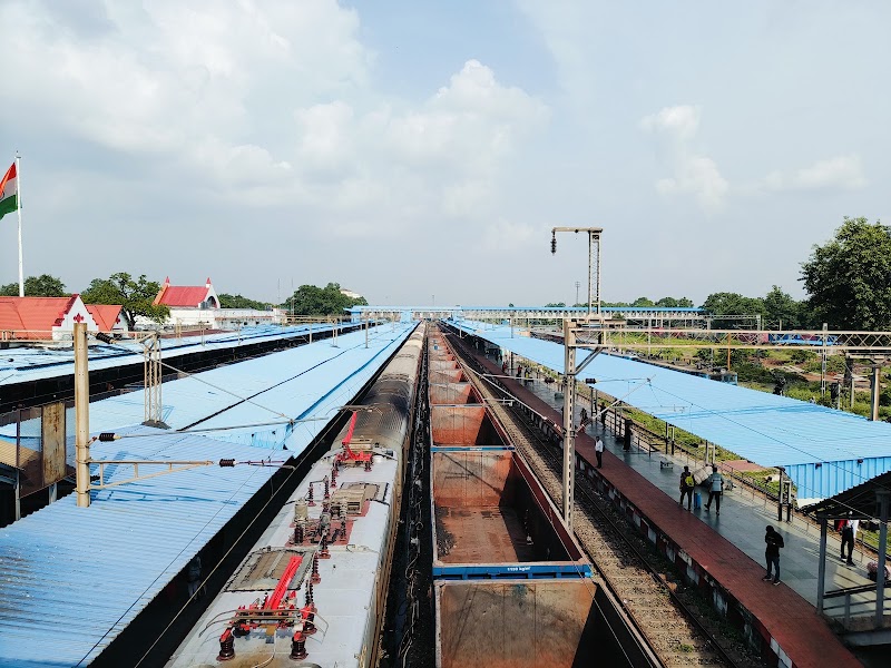 Bilaspur Junction Platform No.6 - Bilaspur Junction Platform No.6, 3549+QGC, junction, Tarbahar Chowk, Bilaspur, Chhattisgarh 495004, India