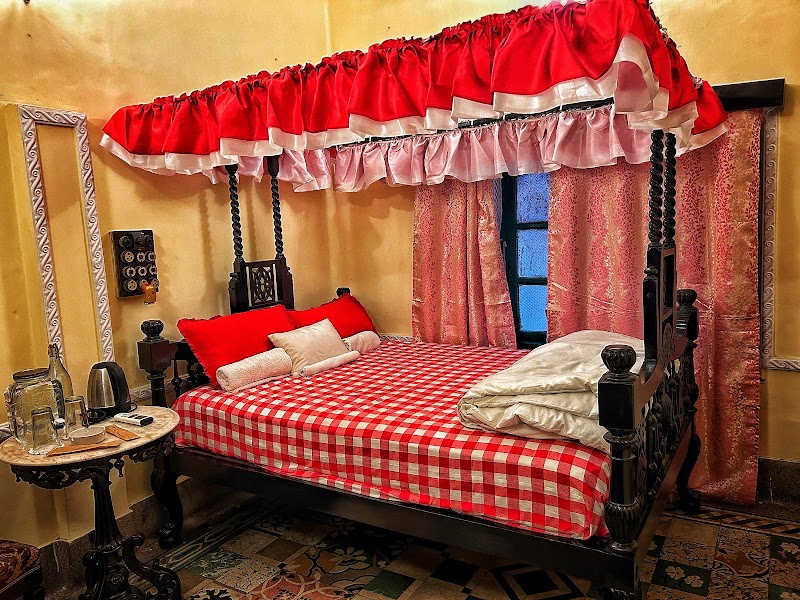 Deepalay Heritage - Deepalay Heritage, 4/28, Fern Rd, beside kamala Chatterjee school, Dhakuria, Fern Place, Gariahat, Kolkata, West Bengal 700019, India