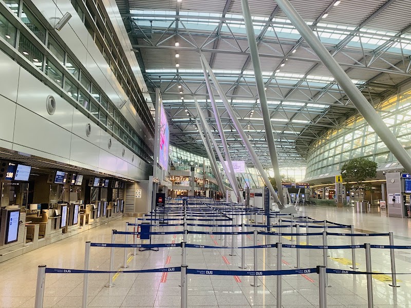 Düsseldorf Flughafen - Düsseldorf Flughafen, District 5, 40472 Düsseldorf, Germany