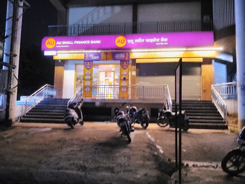 AU Small Finance Bank - AU Small Finance Bank, Opposite Gumber Petrol, Bajpais Pavillion, Bharti Nagar Chowk, Vyapar Vihar Rd, Kranti Nager, Gayatri Nagar, Telipara, Vinoba Nagar, Chhattisgarh 495004, India