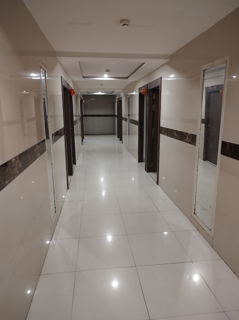 Hotel Delux Inn-Best Hotel/Banquet Hall in Agra - Hotel Delux Inn-Best Hotel/Banquet Hall in Agra MG Tower, Fatehabad Rd, Bansal Nagar, Tajganj, Agra, Uttar Pradesh 282001, India