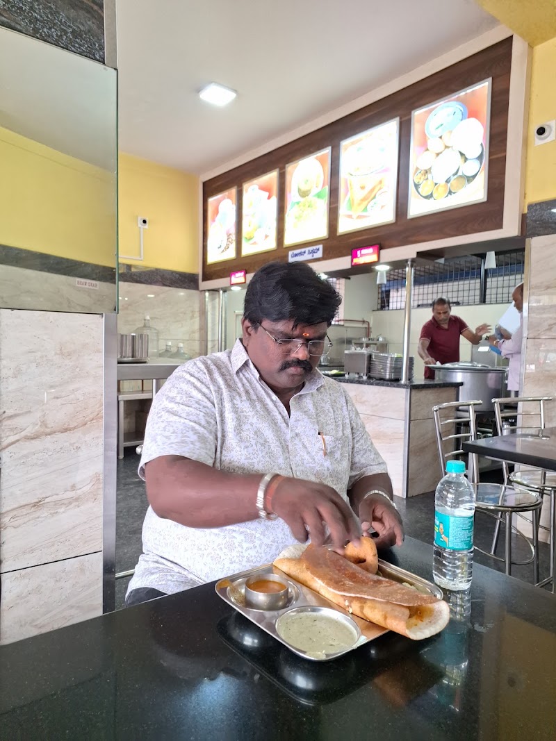 Srinidhi Veg - Srinidhi Veg, 7PX2+333, Alanahalli, Giridarshini Layout, Rammanahalli, Karnataka 570028, India