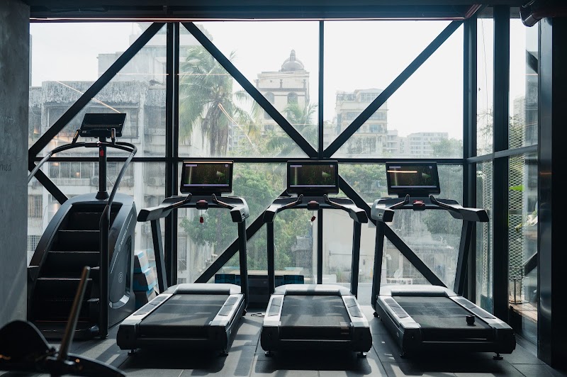 MMA Matrix Gym - MMA & Fitness Centre - MMA Matrix Gym - MMA & Fitness Centre, 3rd Floor, Plot, Linking Rd, above Food Square, Santacruz (West), Mumbai, Maharashtra 400054, India