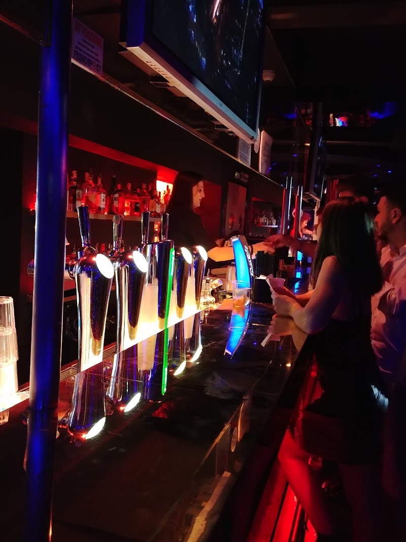 YAB | Discoteca Firenze - YAB | Discoteca Firenze, Via dei Sassetti, 5/r, 50123 Firenze FI, Italy