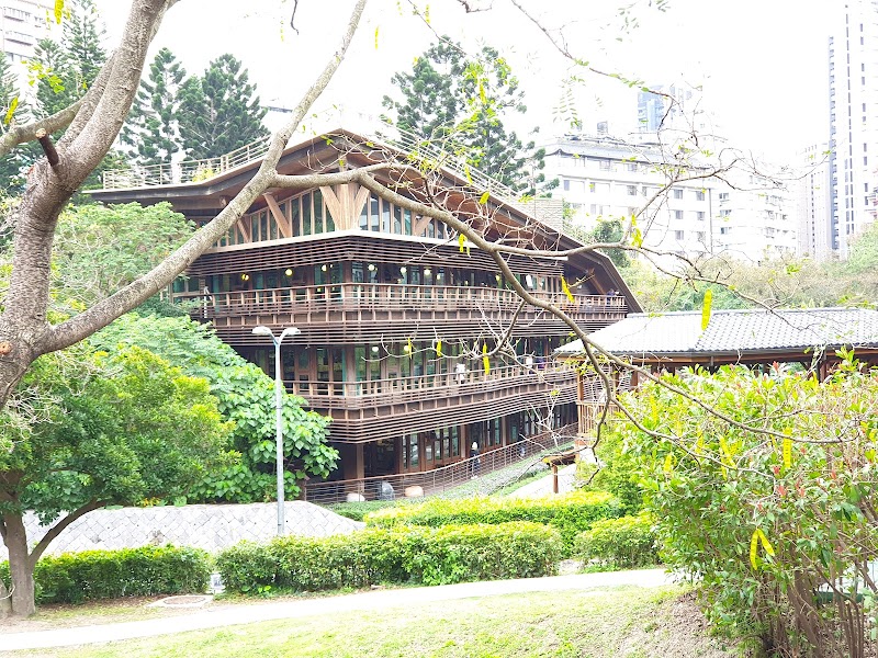 Beitou Public Hotspring - Beitou Public Hotspring, No. 6號, Zhongshan Rd, Linquan Village, Beitou District, Taipei City, Taiwan 112