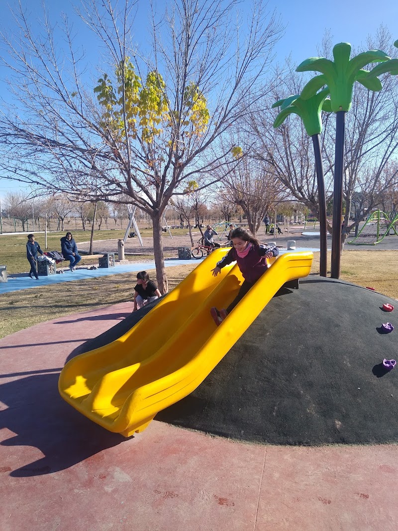 Parque Ribera Luján de Cuyo - Parque Ribera Luján de Cuyo, X45C+6F, M5500 Luján de Cuyo, Mendoza Province, Argentina