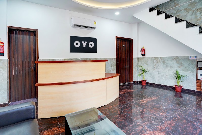 Hotel O Stars Hotel - Hotel O Stars Hotel plot no-101JJ Colony, Rajat Vihar, Block B, Sector -52, Sector 62, Noida, Uttar Pradesh 201020, India