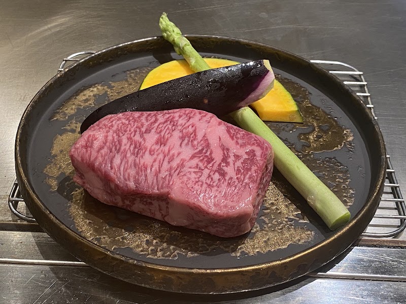 KOBE Beef Emperor Steak – Kyoto Gion(エンペラーステーキ) - KOBE Beef Emperor Steak – Kyoto Gion(エンペラーステーキ), Japan, 〒604-8004 Kyoto, Nakagyo Ward, Nakajimachō, １１３ 三条大橋近江屋 3階