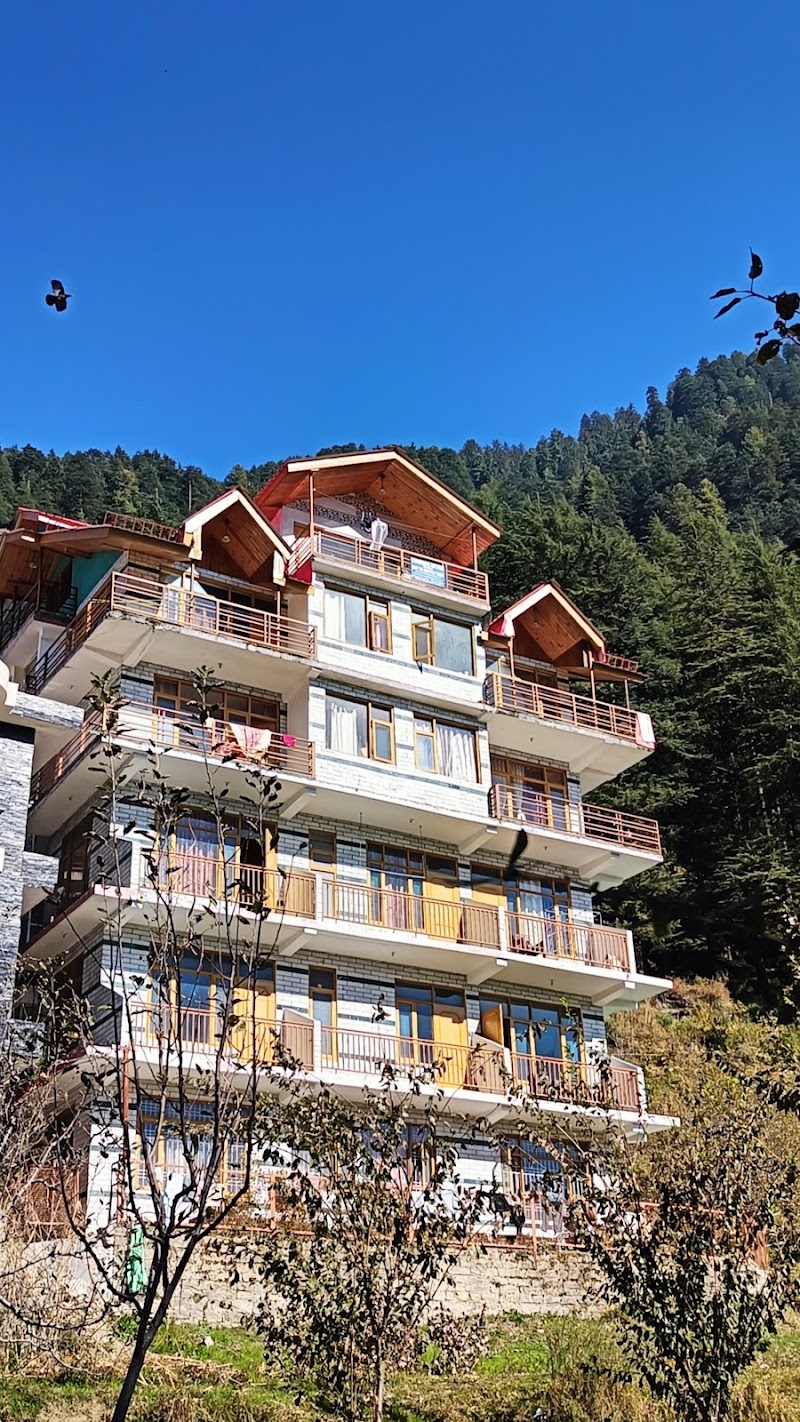 Chandratal Cottage