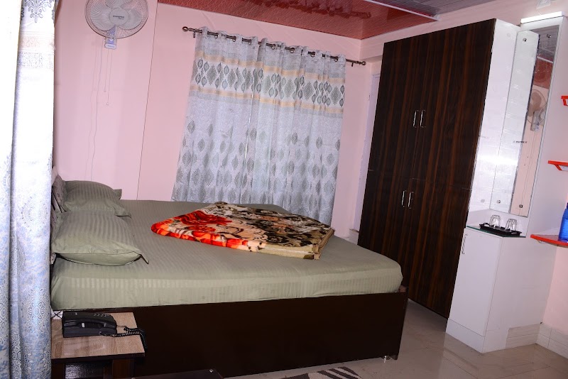 HIRA HILL VIEW GUEST HOUSE BHADERWAH - HIRA HILL VIEW GUEST HOUSE BHADERWAH, HIRA HILL VIEW GUEST HOUSE, opposite NEW BUS STAND, Bhaderwah, Forest Block, 182222