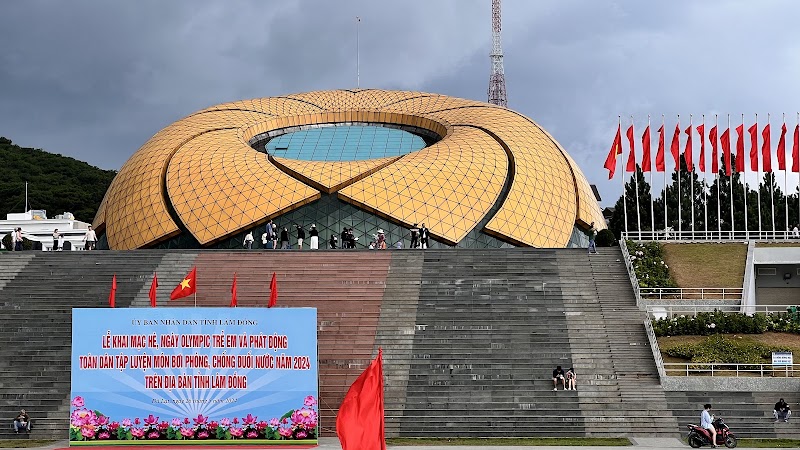 Lâm Viên Square - Lâm Viên Square Đ. Trần Quốc Toản, Xuân Hương - Đà Lạt, Lâm Đồng, Vietnam