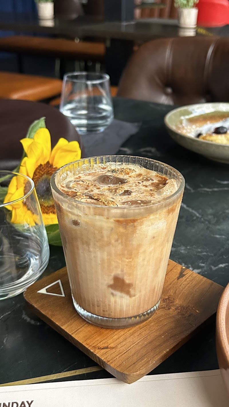 Kinya coffee-Indiranagar - Kinya coffee-Indiranagar Khata No, 2nd Floor, 789/A, 12th Main Rd, HAL 2nd Stage, Appareddipalya, Indiranagar, Bengaluru, Karnataka 560008, India