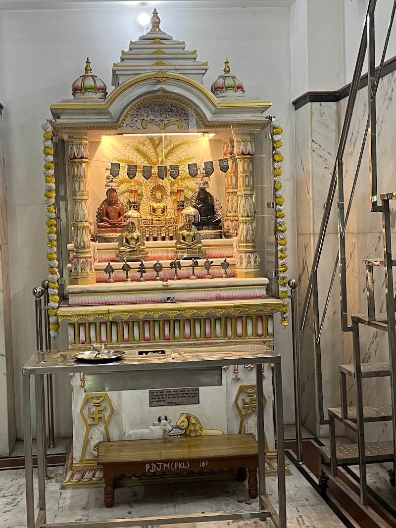 Bhagawan Parshwanath Digambar Jain Mandir - Bhagawan Parshwanath Digambar Jain Mandir, 262, Sector 18, Panchkula, Haryana 134109, India