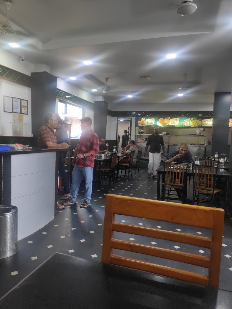 Farsa Pure Veg Manjeri - Farsa Pure Veg Manjeri, 44CC+78F, Kuthukal, Manjeri, Kerala 676123, India