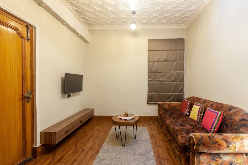 StayVista at Villa 360 in Nainital | 5 BHK Luxury Villa - StayVista at Villa 360 in Nainital | 5 BHK Luxury Villa Hill, Ayarpatta, Nainital, Uttarakhand 263001, India