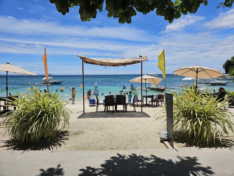 A.T Beach Resort