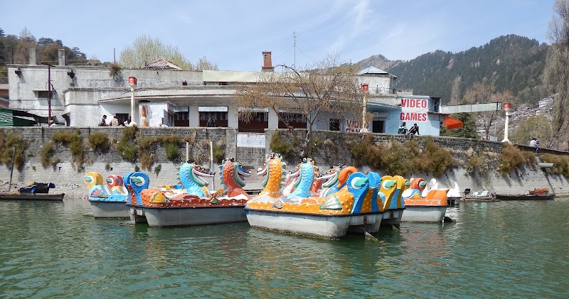 Peddle Boat Stand Flats - Peddle Boat Stand Flats, 9FQ4+X4V, Near Rink Hall, Ayarpatta, Nainital, Uttarakhand 263001, India