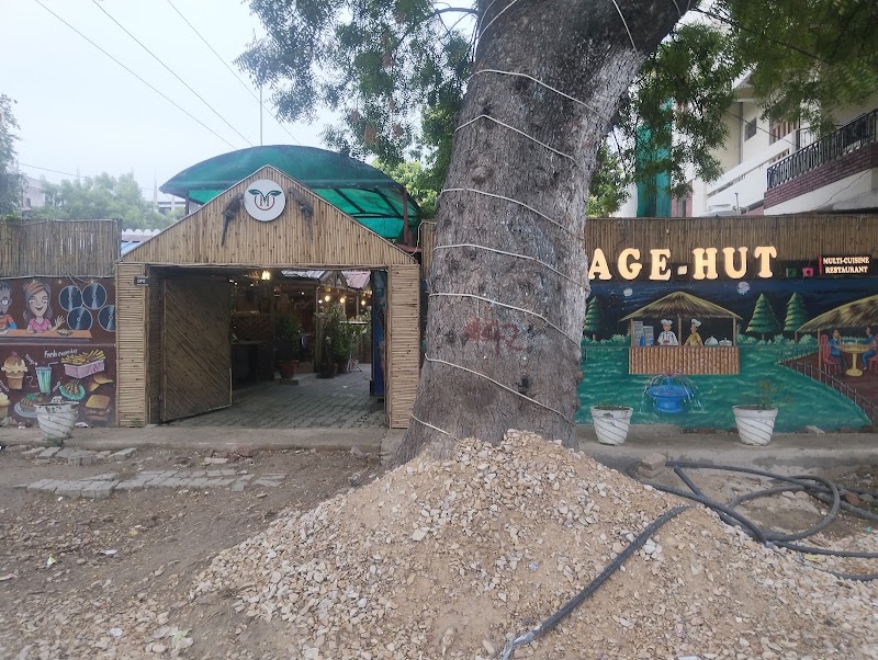 Vintage Hut - Vintage Hut 32, CY Chintamani Rd, Darbhanga Colony, George Town, Prayagraj, Uttar Pradesh 211002, India