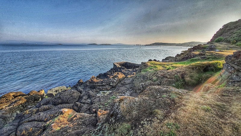 Silver Sands Beach, Aberdour - Silver Sands Beach, Aberdour, Firth of Forth, Burntisland KY3 0RQ, UK