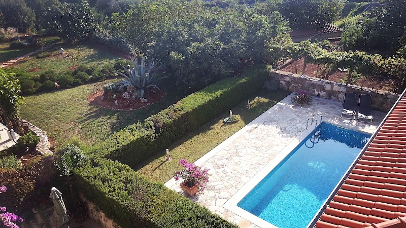 Apartments Villa Ina - Apartments Villa Ina Brsec 11c, 51418, Brseč, Croatia