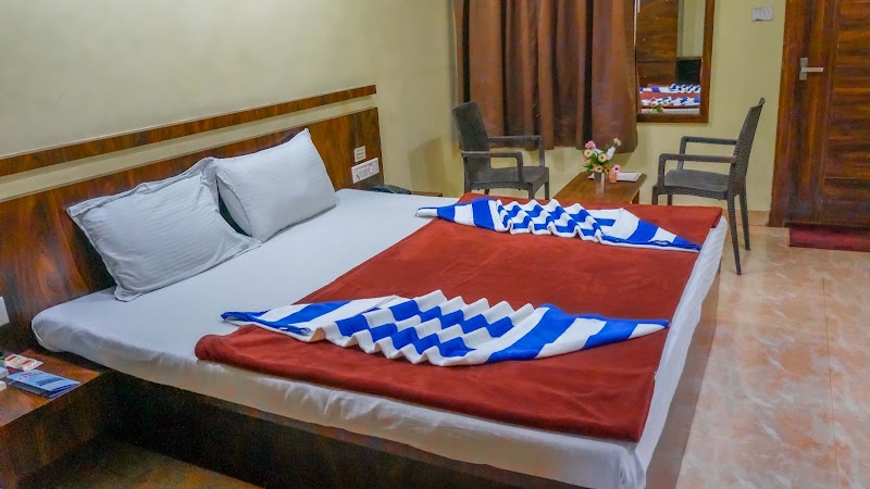 Apana Hotel - Apana Hotel, Before Collector Office, PX9P+FX8, Fort Rd, Bhavsarwada, Diu, Gujarat 362520, India