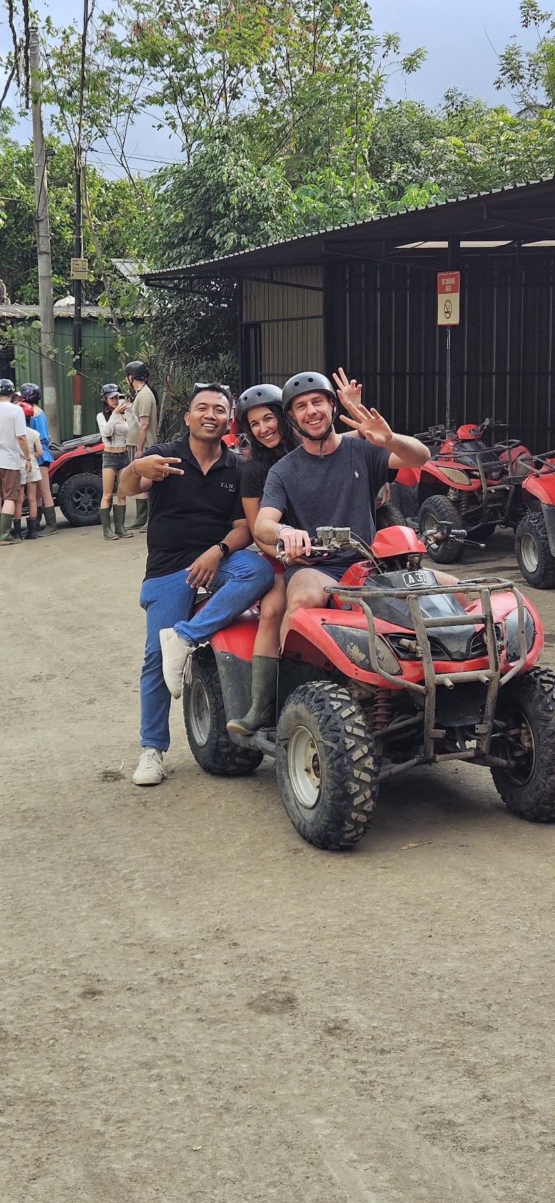 Bali Driver & Tour Guide by Dewa - Bali Driver & Tour Guide by Dewa, Jl. Raya Gentong, Tegallalang, Kecamatan Ubud, Kabupaten Gianyar, Bali 80561, Indonesia