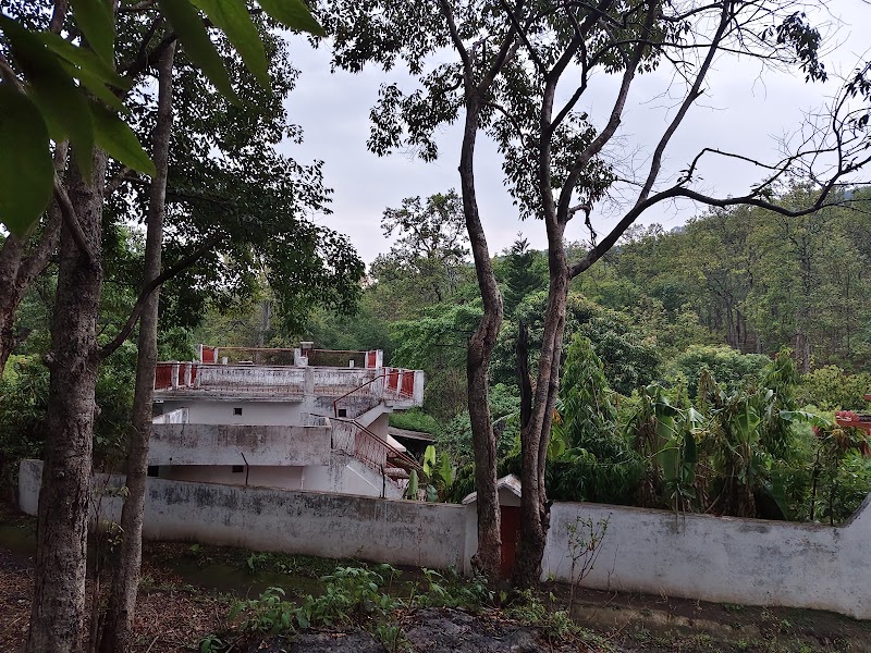 Sant kuti - Sant kuti MQXF+82, Gaurella, Chhattisgarh 495117, India