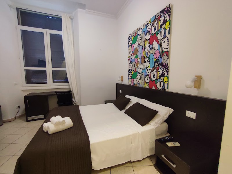 San Lorenzo Rooms - San Lorenzo Rooms, Via Tiburtina Antica, 12, 00185 Roma RM, Italy