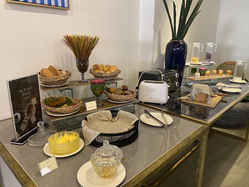 Vrest hotel, Phnom Penh - Vrest hotel, Phnom Penh, 34, Street Preah Monivong Blvd (93), Phnom Penh 12101, Cambodia