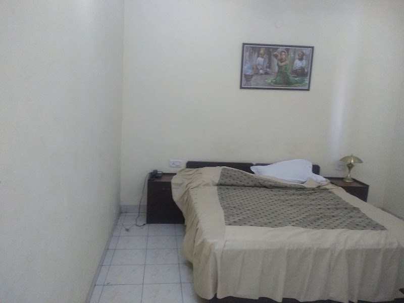 Hotel Teej, a unit of R.T.D.C. - Hotel Teej, a unit of R.T.D.C., 3, Mirza Ismail Rd, Chanakyapuri, Kanti Nagar, Sindhi Camp, Jaipur, Jaipur Nagar Nigam Area, Rajasthan 302006, India