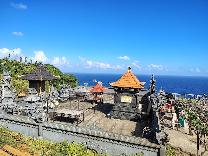 Kelingking sunset view point - Kelingking sunset view point, 6FWG+CQ2, Bunga Mekar, Nusa Penida, Klungkung Regency, Bali 80771, Indonesia