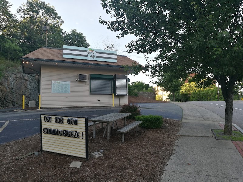 The Everyday Cafe - The Everyday Cafe, 64 E Howard St, Quincy, MA 02169, USA