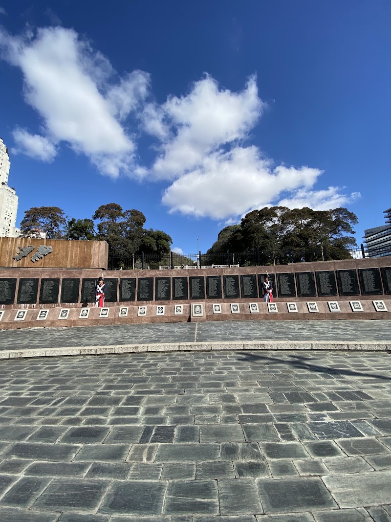 Plaza General San Martín - Plaza General San Martín, Buenos Aires, C1006 Buenos Aires, Argentina