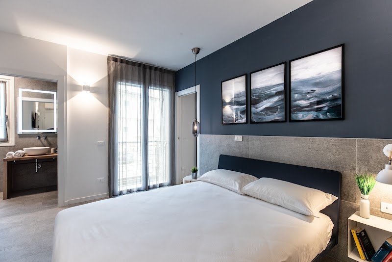 SEI Garda Apartments - SEI Garda Apartments Via Monte Baldo, 17b, 37019 Peschiera del Garda VR, Italy