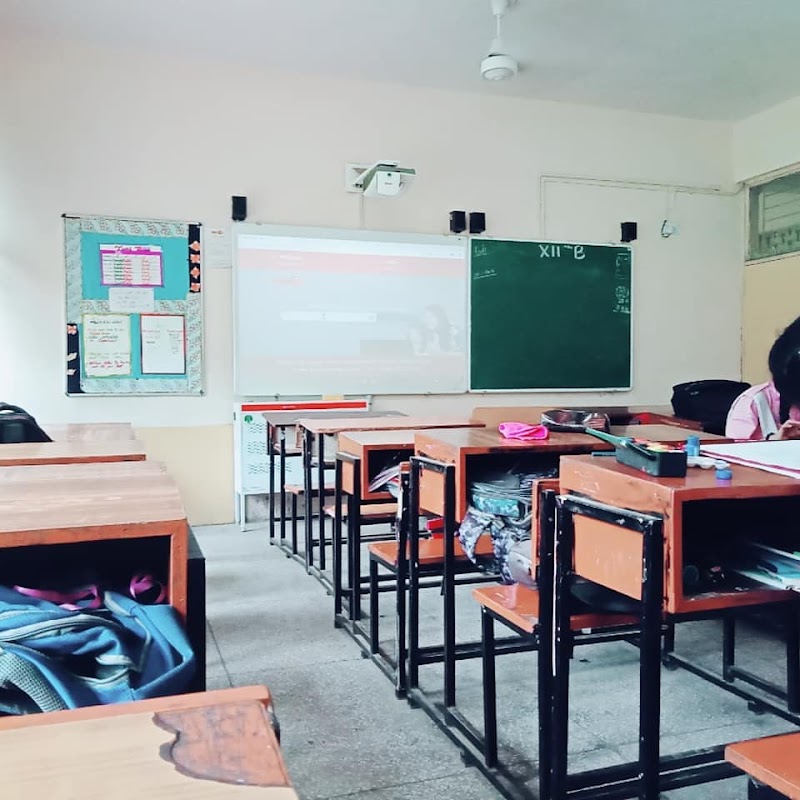 Atal adarsh Vidyalaya - Atal adarsh Vidyalaya, 64/1A, Kali Bari Ln, behind Ram Manohar Lohia Hospital, Kali Bari Lane, Type III, President's Estate, New Delhi, Delhi 110001, India