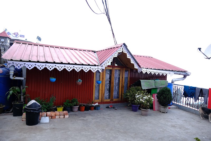 Hill Home - Hill Home Hill Cart Rd, opposite GJMS, Limbugaon, Darjeeling, West Bengal 734101, India