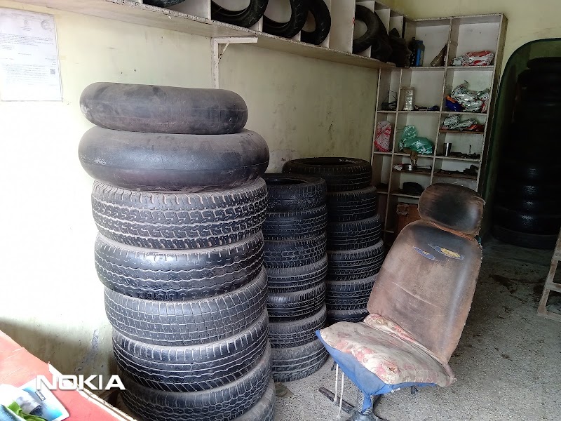 Chand Tyre Workshop Hawa Panchar - Chand Tyre Workshop Hawa Panchar, 1,nehru nagar, chowk, Agyay Nagar, Deori, Chhattisgarh 495001, India