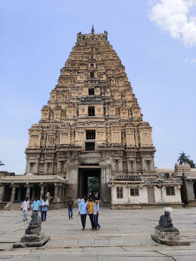 Shree Badavilinga Gudi - Shree Badavilinga Gudi, 8FH5+PJG, Hampi, Krishnapura, Karnataka 583239, India
