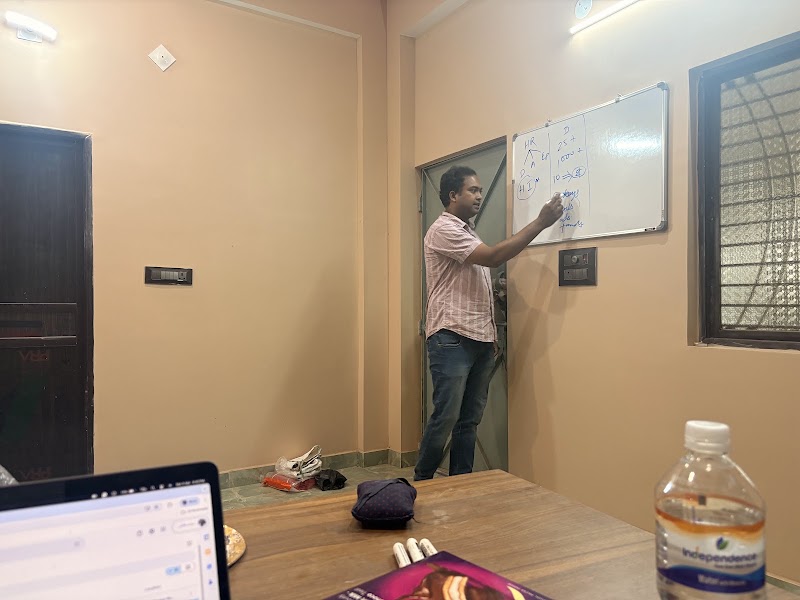 Patna Regional Office-DWAR Foundation - Patna Regional Office-DWAR Foundation, Savitri Complex, E Gola Rd, near Hanuman Mandir, Vivek Vihar Colony, Danapur, Patna, Bihar 801503, India