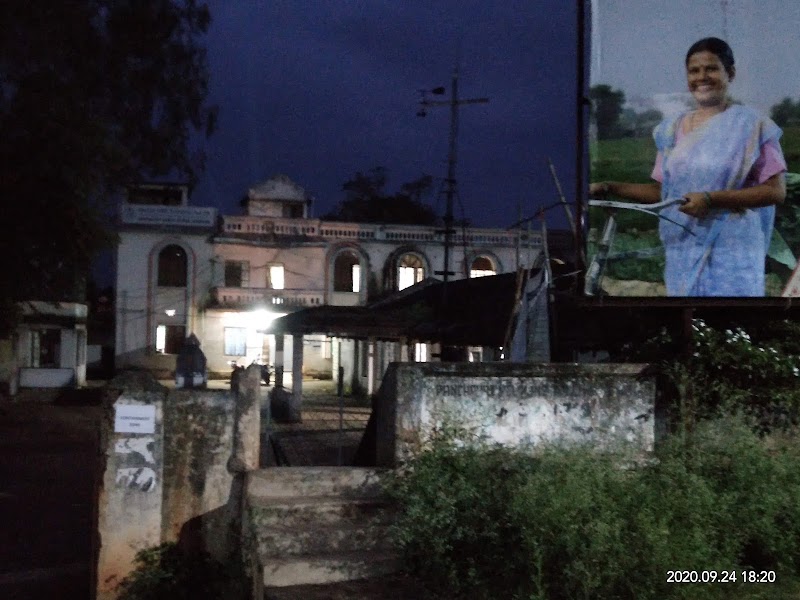 Block Office - Block Office, V3QF+J2Q, SH 40, Dhodrapara, Raighar, Odisha 764074, India